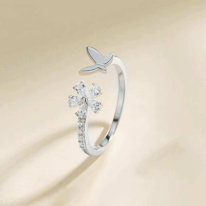 French-style gentle and elegant butterfly opening ring for women on Instagram, with a cold and light luxury niche design, adjustable index finger ring full figure