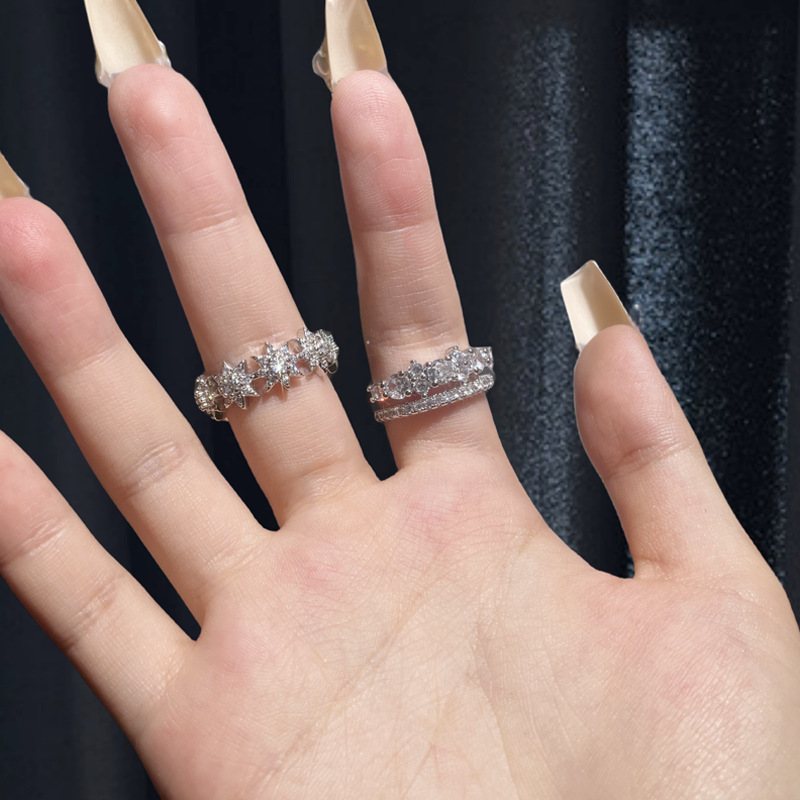This light luxury, sweet and cool, high-end full-diamond zircon open ring is a unique and exquisite design for women. It follows an Instagram cold trend Specification drawing