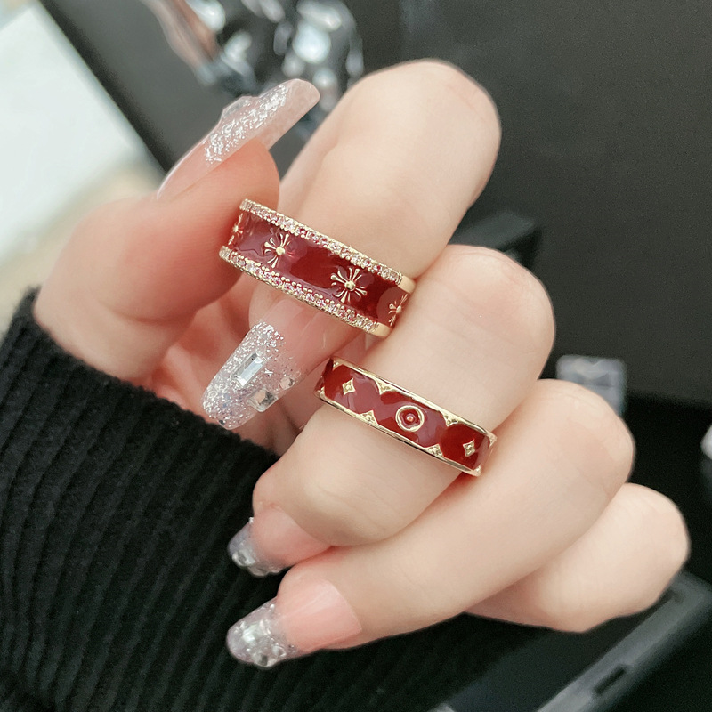 A new red drip glaze whitening retro and fashionable open ring for women's ins, with a unique and high-end feel and a light luxury style full figure