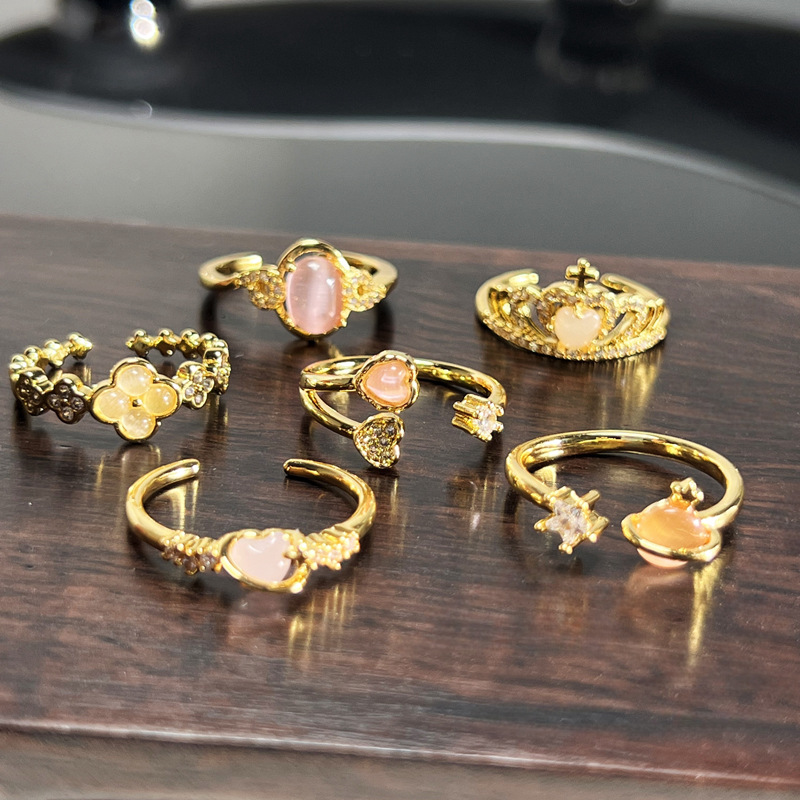 Korean style, sweet and elegant girl, cat's eye stone crown, heart-shaped opening ring, cold style, fashionable, simple and niche ring details Picture