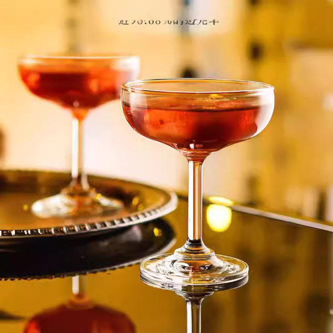 Ocean Champagne glasses, sparkling wine, highball glasses, glass sparkling red wine, cocktail glasses, wholesale for home and restaurant Application Scenario