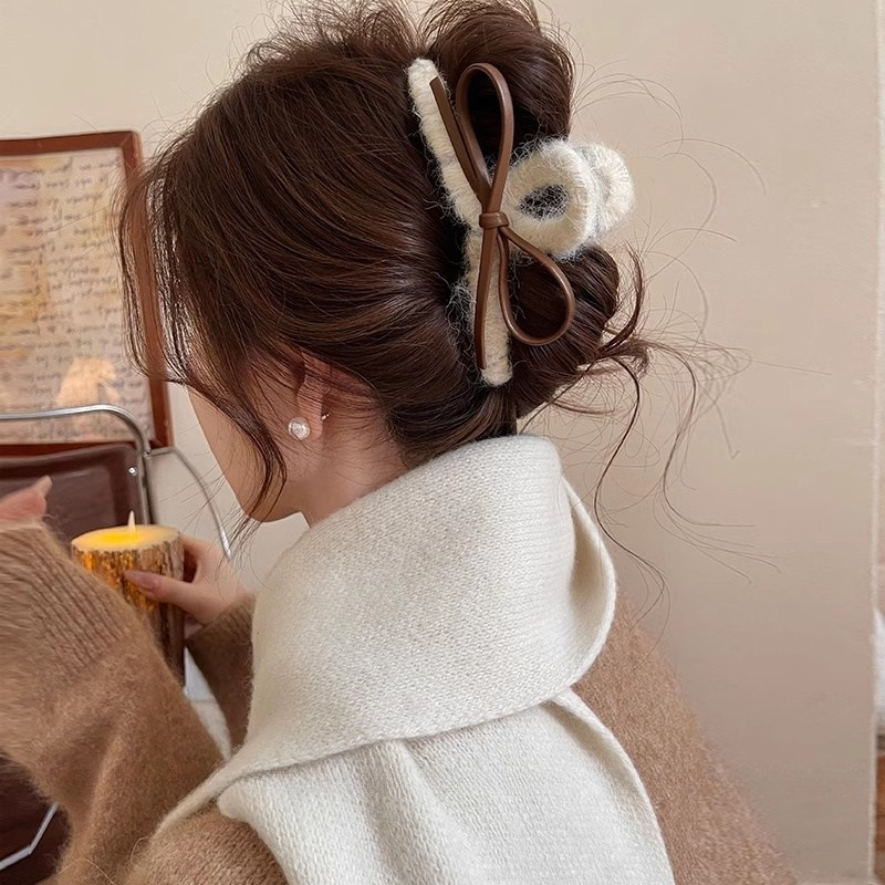 Spring/Summer woolen leather bow clip for women's back of the head 2025 new high-end shark clip hair accessory Specification drawing