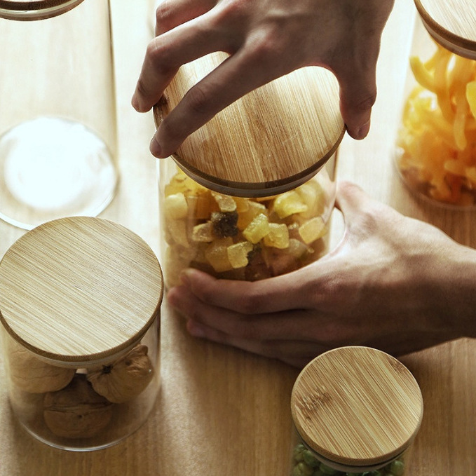 Glass sealed jar, bamboo lid, tea jar, medicinal herb flower tea, dried fruit snack storage jar, kitchen storage bottle, large size Application Scenario