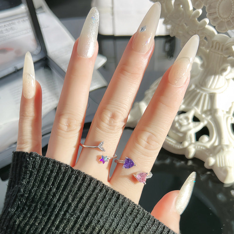 A sweet double heart pink and purple zircon open ring with a female star fish tail, exquisitely stacked, is a trendy and fashionable index finger ring details Picture