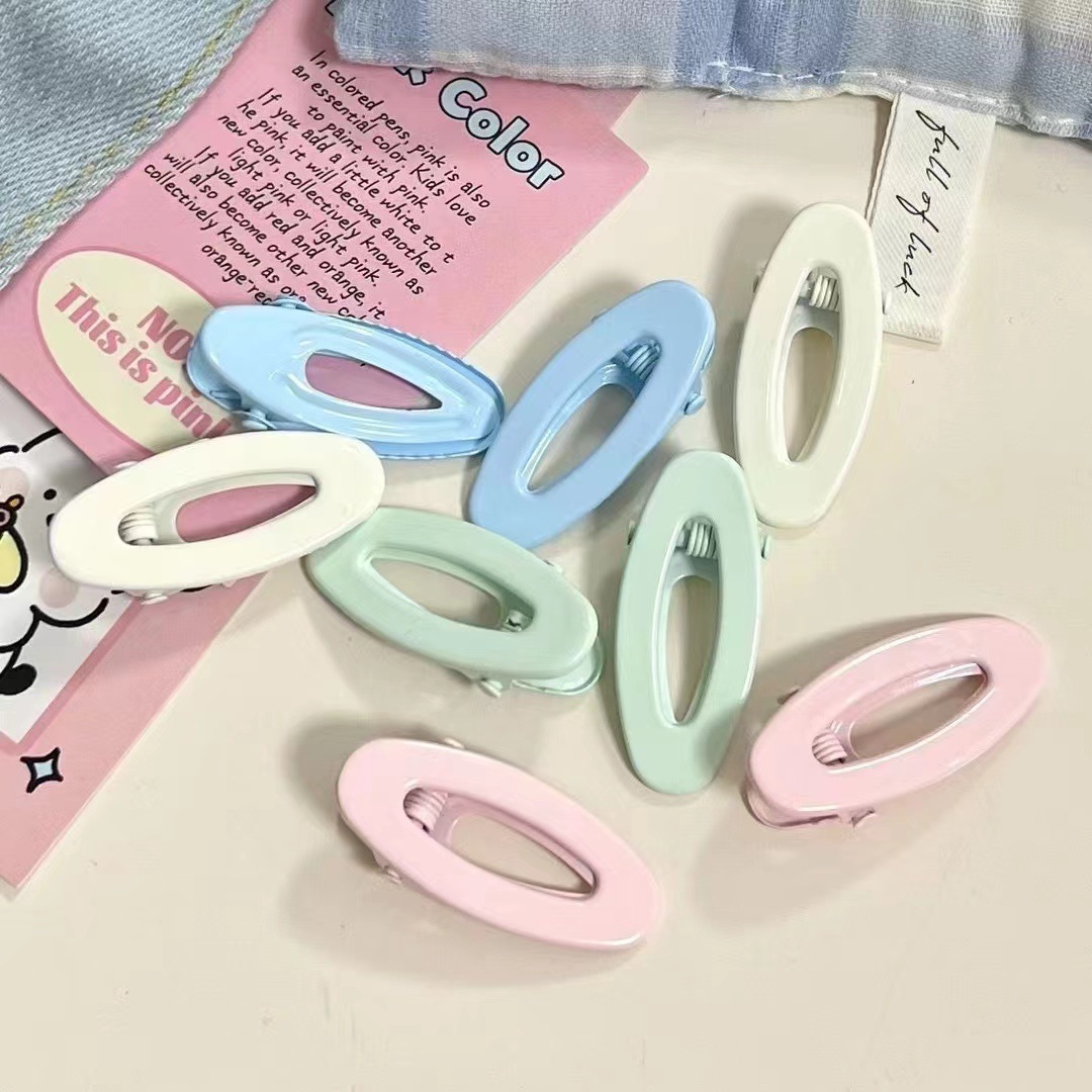 New mint green spring/summer alloy oval clip, sweet and girlish decorative hair clip, blue side clip, bangs hollow clip full figure