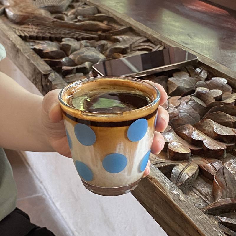 Niche homemade blue polka dot glass cups with an ins high-end feel, white polka dot water cups, milk cups, and simple coffee cups Item Picture
