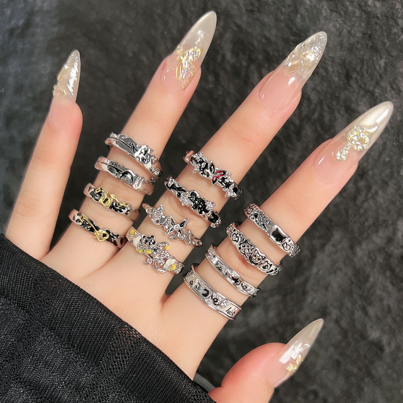 Minimalist dark style ins fashion couple rings, gender-neutral, niche, light luxury and high-end ring, summer accessories full figure