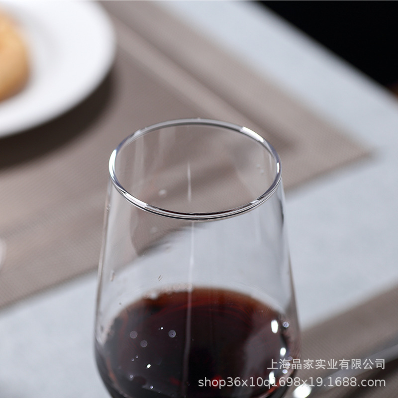 Green Apple Creative red wine glasses, goblets, wine glasses, Champagne glasses, home and commercial restaurant and bar wine sets Application Scenario
