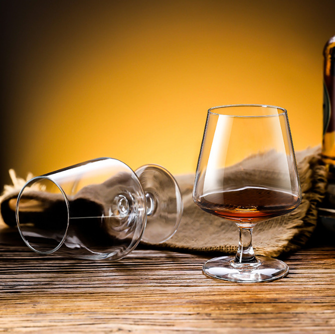 Brandy wine glasses, red wine glasses, grape wine glasses, dwarf glasses, glass glasses, hotel wine glasses, whisky wine glasses Application Scenario