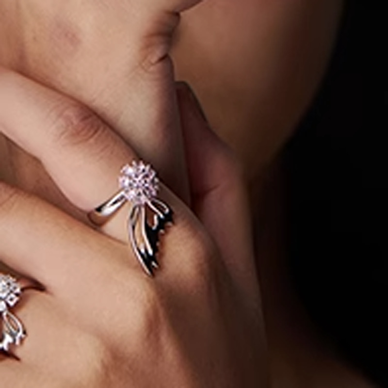 European and American style pink diamond flower wing open ring, sweet and cool, exquisite and fashionable, versatile, ins cold style ring trend Application Scenario