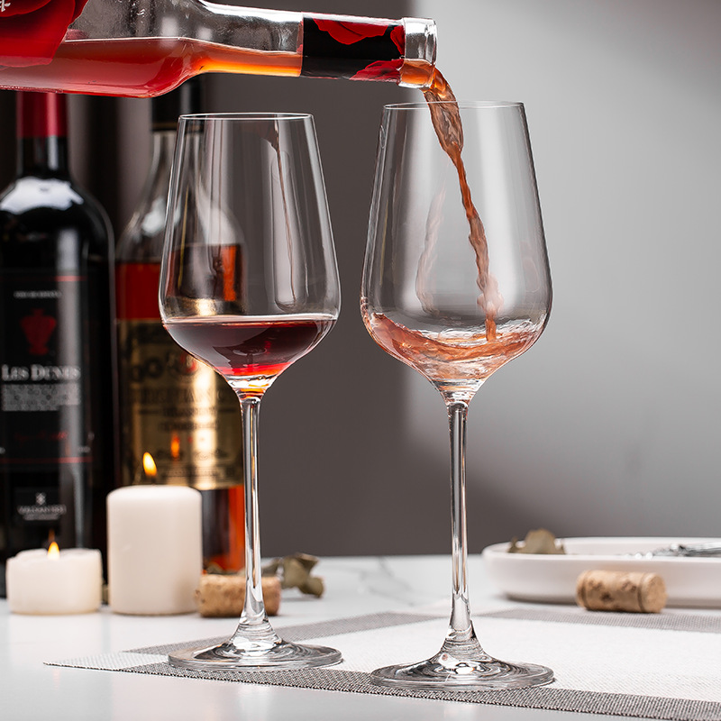 Idelita Chardonnay tall crystal glass, Cabernet Sauvignon red wine glass, red wine glass details Picture
