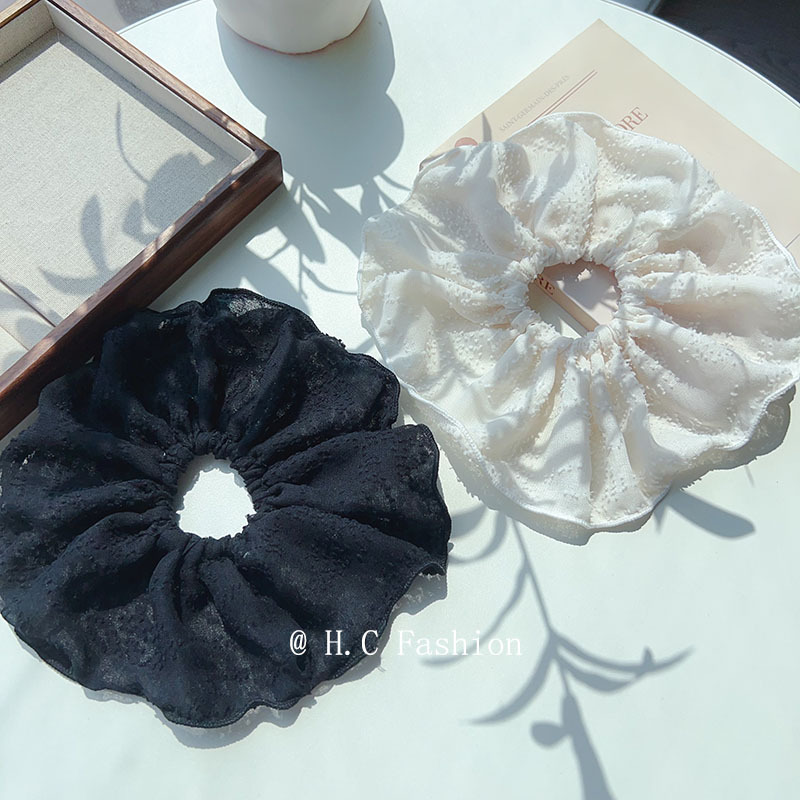 French retro cherry blossom high-end white large intestine hair tie for women, super large, gentle and simple ponytail hair accessory Specification drawing