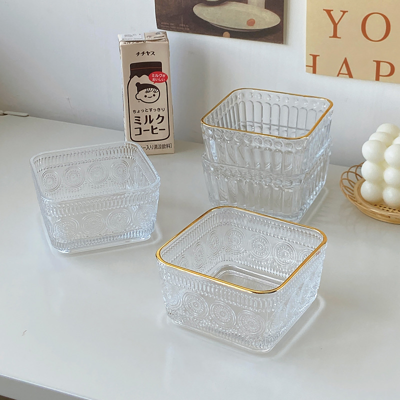 Japanese and Korean Ins-style square glass small bowls with sunflower patterns, snack bowls, fruit salad bowls, and girlish glass bowls Specification drawing