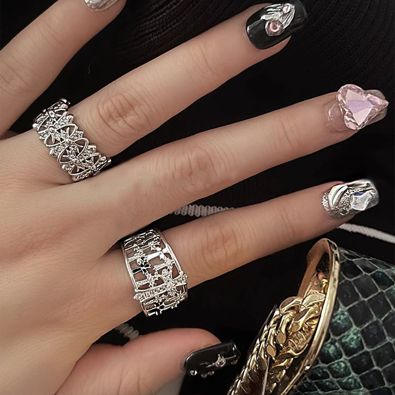 Dark punk cross stacked open ring, European and American fashion neutral high-end design sense, cool and unique ring full figure