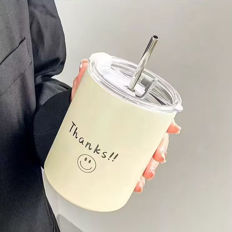 Wholesale small mugs, niche couple water cups, office coffee cups, exquisite glass cups, portable straw cups Specification drawing