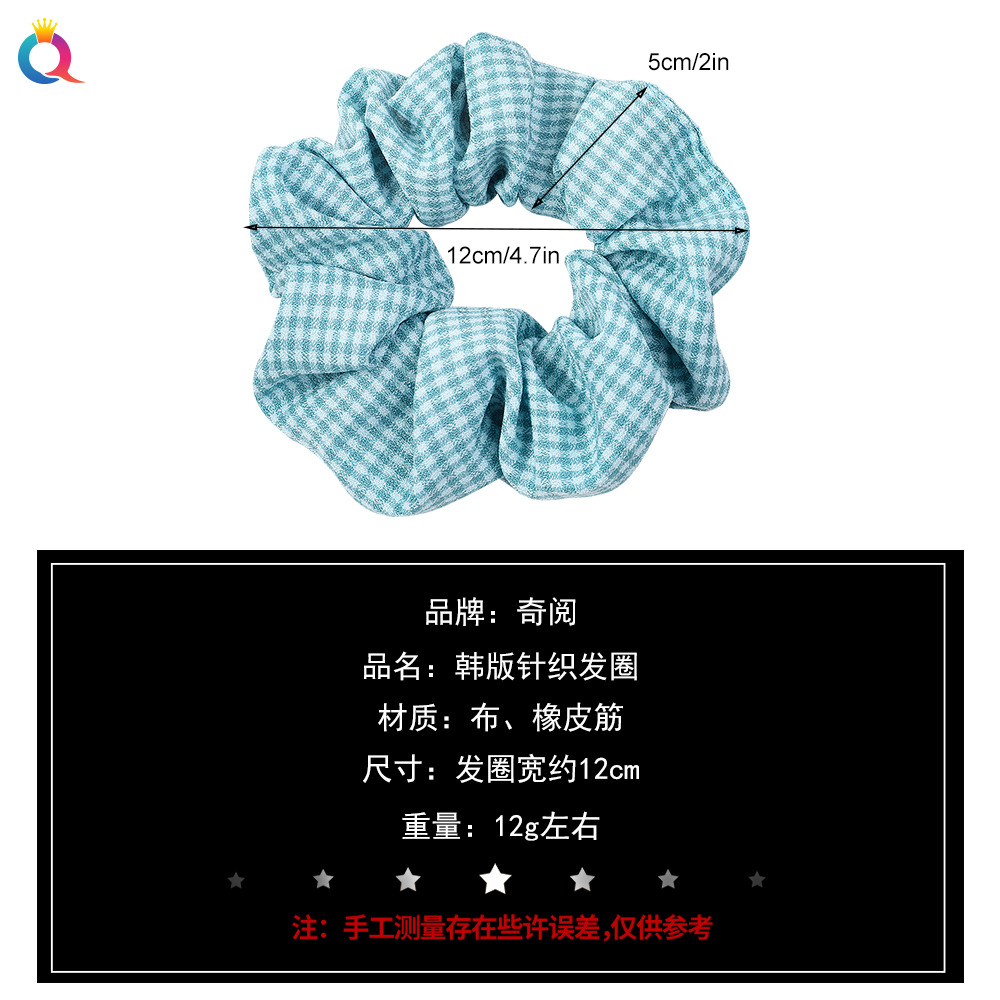Qiyue's new retro fine-check large-sized hair band is a simple and basic fabric checkered headband for tying a ponytail Application Scenario