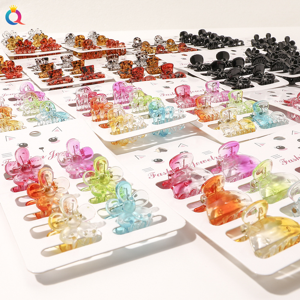 Qiyue Mini Hair Clips for Girls, Japanese and Korean mini small size, simple and versatile, colorful black hair clips and bangs clips Application Scenario