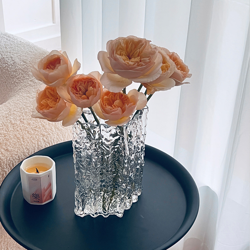 Ins-style living room flower arrangement, light luxury, transparent water-grown glass ornaments, high-end feel, glacier vase style, light luxury Application Scenario