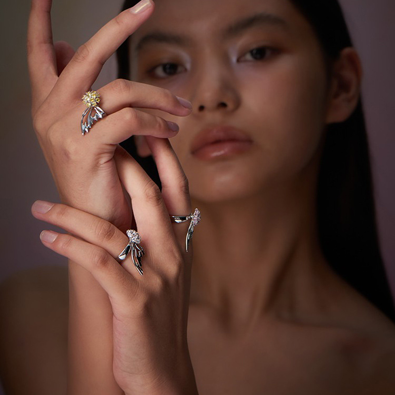 Sweet and cool, high-end wing zircon open ring, trendy and cool, exquisite and niche design, simple and individual, light luxury ring full figure