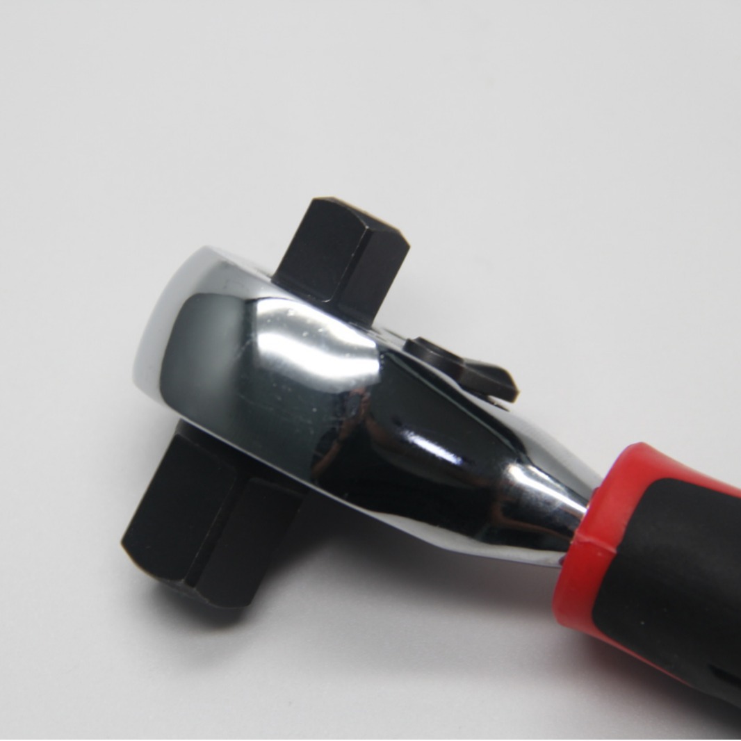 Factory direct sales of three-head three-purpose, double-head two-purpose, large, medium and small ratchet wrenches with short handles and mini sizes details Picture