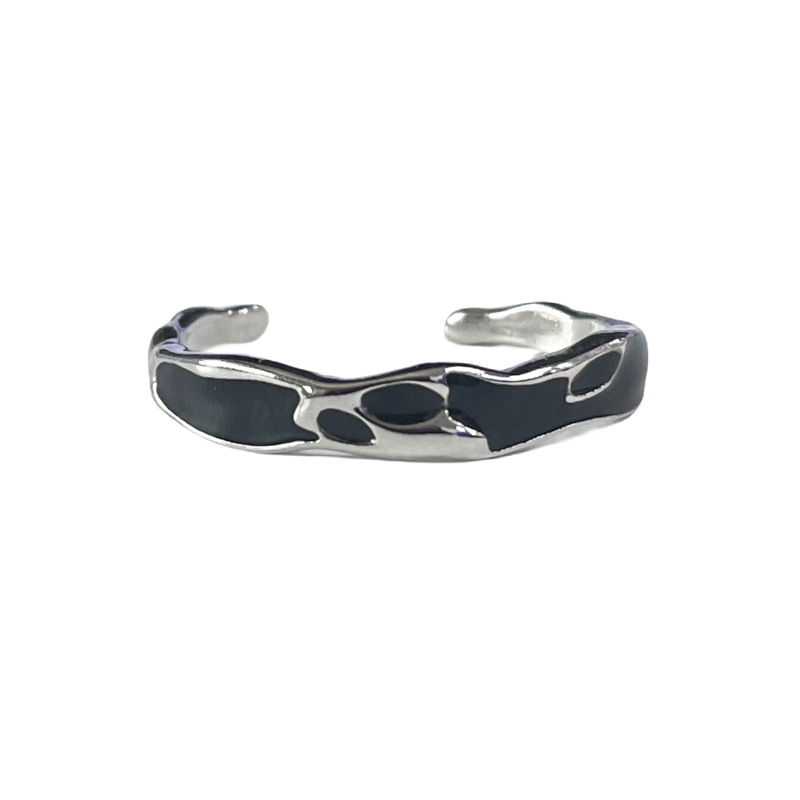 A niche design enamel black and blue open ring, a cold and elegant style for women, and a high-end couple. Adjustable index finger ring trend Item Picture