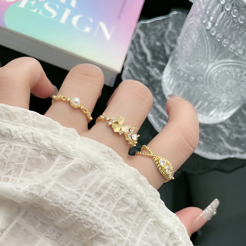 Cat's eye stone ins trendy ring for women, geometric flowers, fashionable and elegant, niche personality, high-end feel, cold style food ring Specification drawing