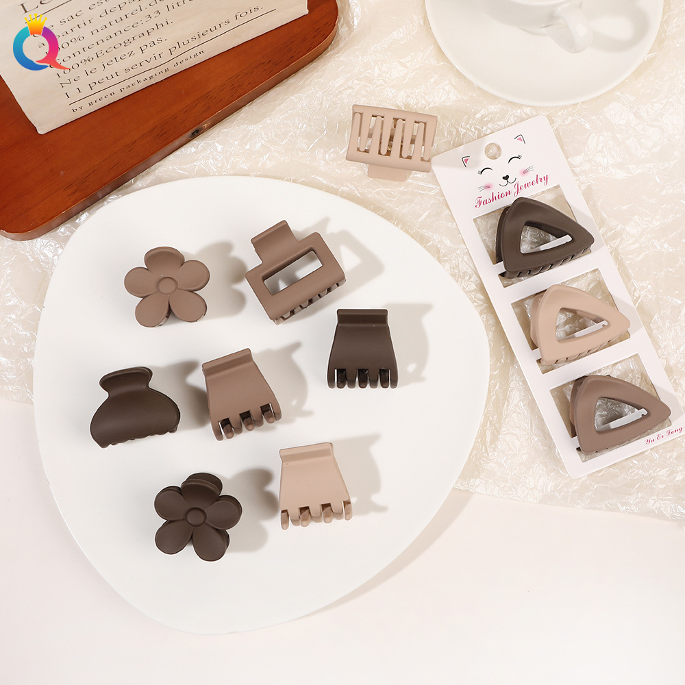 Wholesale of Qiyue Korean version coffee-colored three-piece set hair clips, updo hair clippers, high ponytail hair clippers, shark clippers and hair accessories Specification drawing