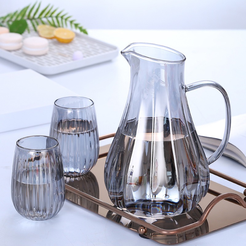Shell cold water bottle set, glass cold water bottle, heat-resistant and high-temperature resistant, large-capacity household cold boiled water bottle and cup full figure