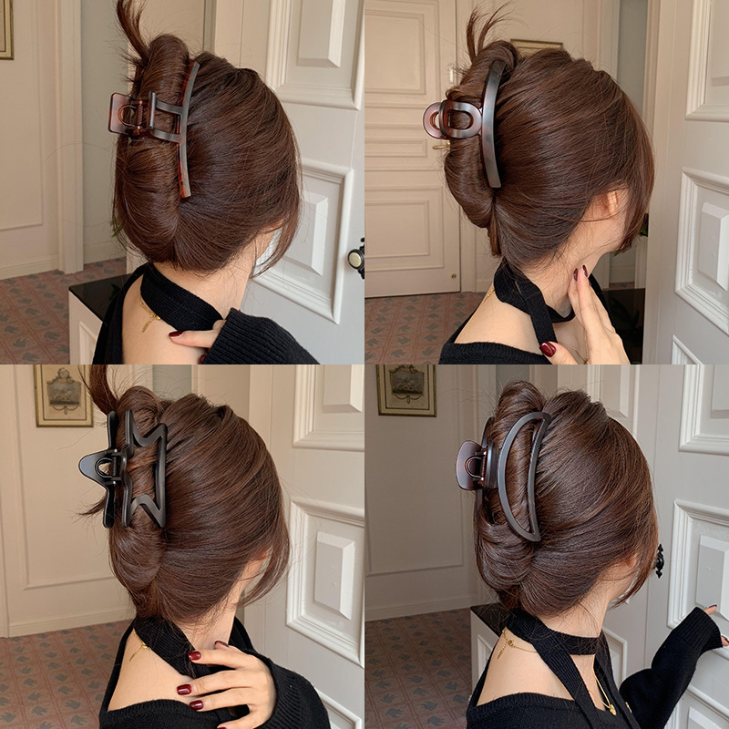 Matte tortoiseshell black five-pointed star hair clip, retro spring and summer updo hair clip, shark clip, large hair clip, high-end feel Specification drawing