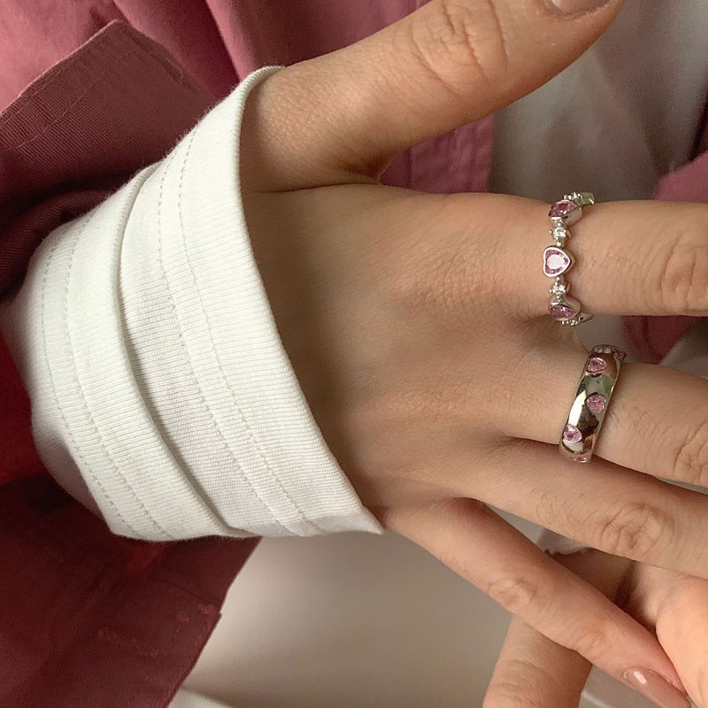 Sweet pink heart-shaped zircon ring, a fashionable, sweet and cool Instagram style with a cold and unique design, an open ring Specification drawing