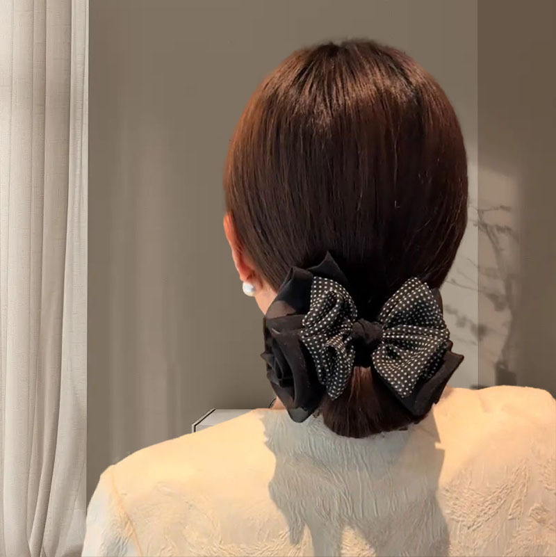 Retro style, elegant and versatile grab clip, polka dot, multi-layer bow, banana clip, ponytail hair clip, high-end hair accessory details Picture