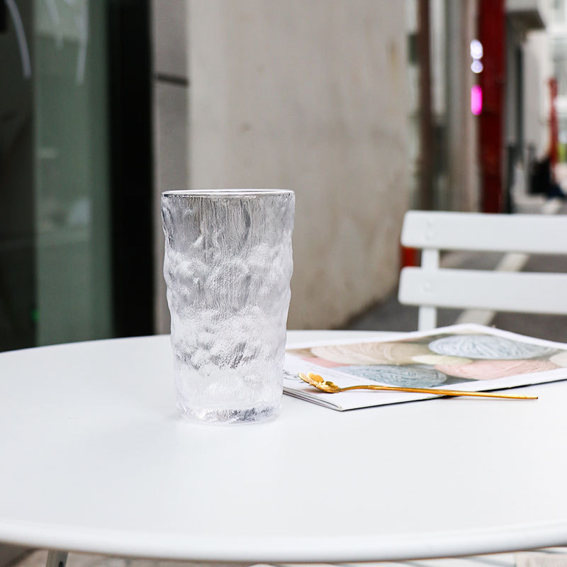 Japanese-style ins minimalist glacier glass water glass, rock whisky glass, coffee glass, bark pattern glass, beer glass Application Scenario