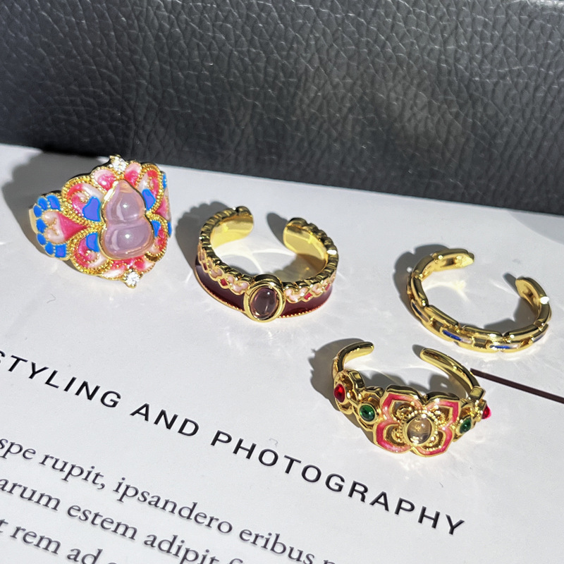 Retro new Chinese-style ice-transparent amethyst enamel gourd butterfly ring for women, a small and fashionable index finger ring with a court style details Picture