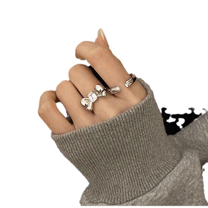 The ring girl's Instagram niche design sense zircon bow is fashionable, versatile, unique, elegant and simple food ring Item Picture
