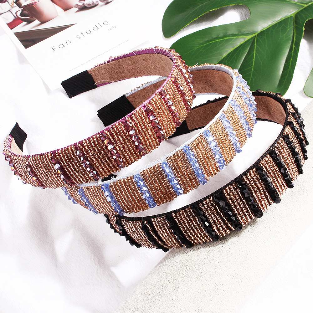 Wholesale of new Korean-style hair accessories, beaded crystal headbands, wide-edge rice bead headbands, and Korean hairpins B102 full figure
