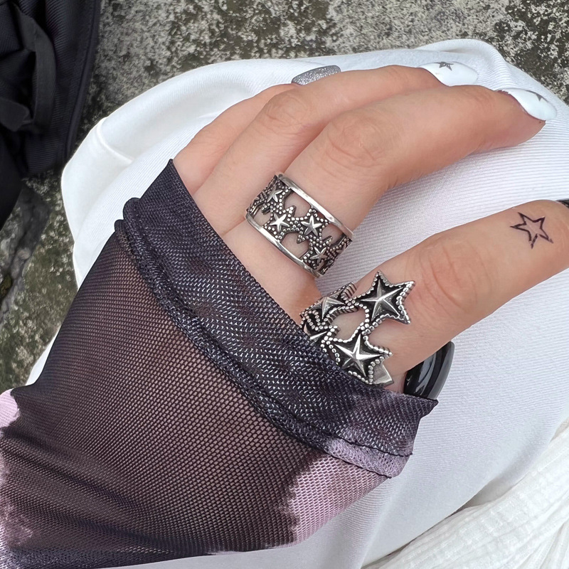 Retro aged, unique and niche star-shaped opening ring with adjustable texture, cool and trendy dark punk index finger ring for both men and women Specification drawing