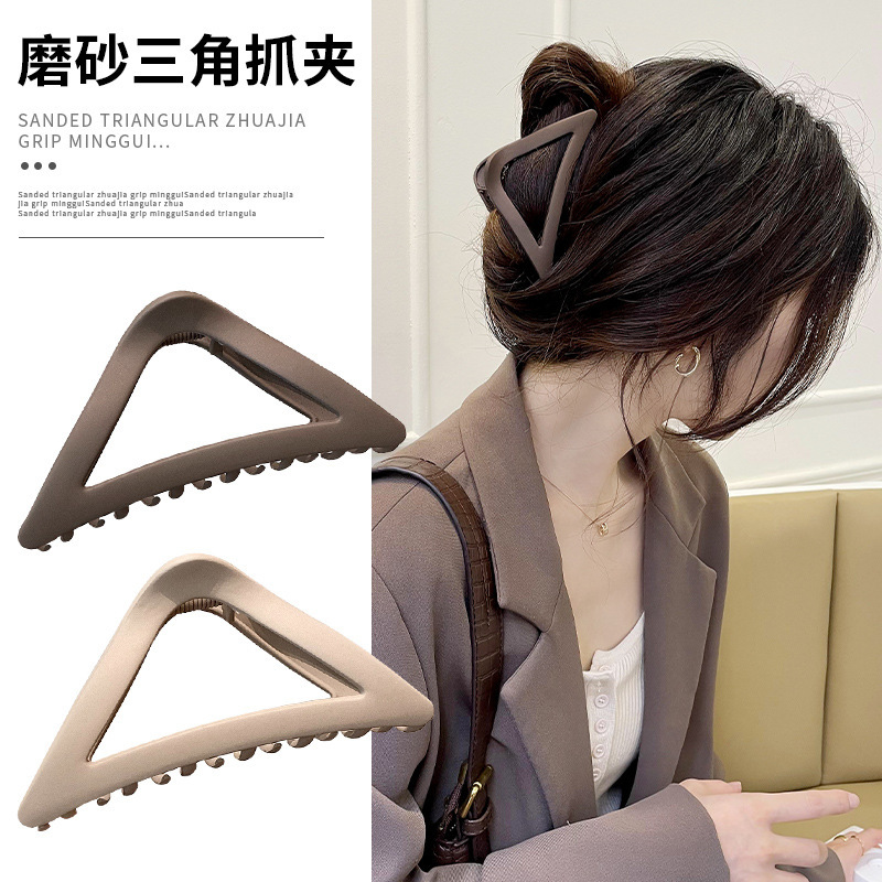 2025 New hollowed-out large triangular gripper, simple and elegant acrylic hairpin, Korean-style hair clip for women details Picture
