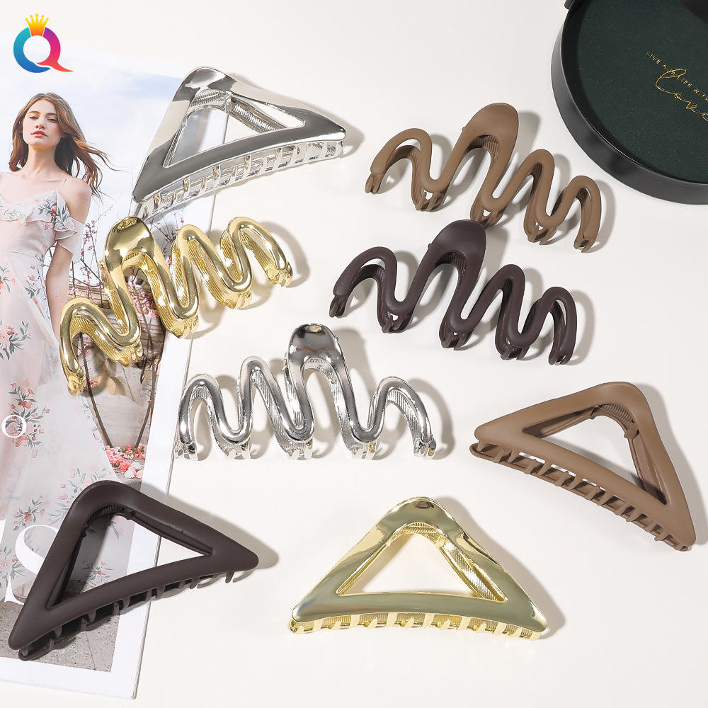 Qiyue Cross-border frosted Metal Gripper, ins shark clip, Large Hair clip, stylish Hairpin, gripper and hair accessory wholesale full figure