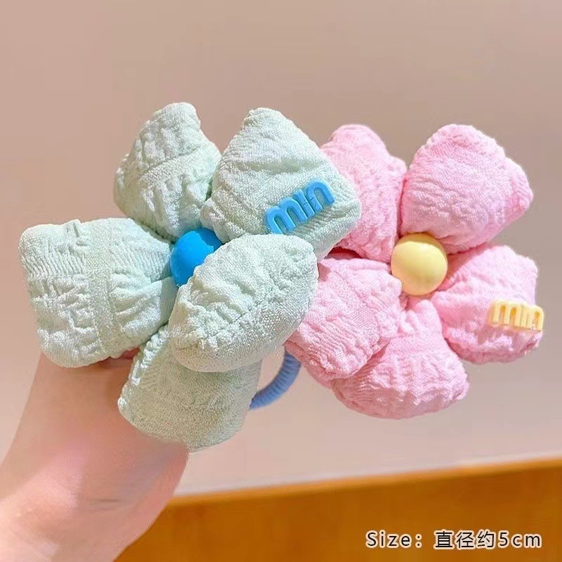 Children's flower hair ties, girls' bun hair loops, cute hair flower hair ties, sweet girls' hair non-damaging rubber bands Application Scenario