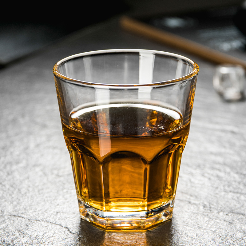 Wholesale of green apple beer mugs, household drinking cups, wine glasses, creative octagonal cups, whisky glasses, thickened water glasses full figure