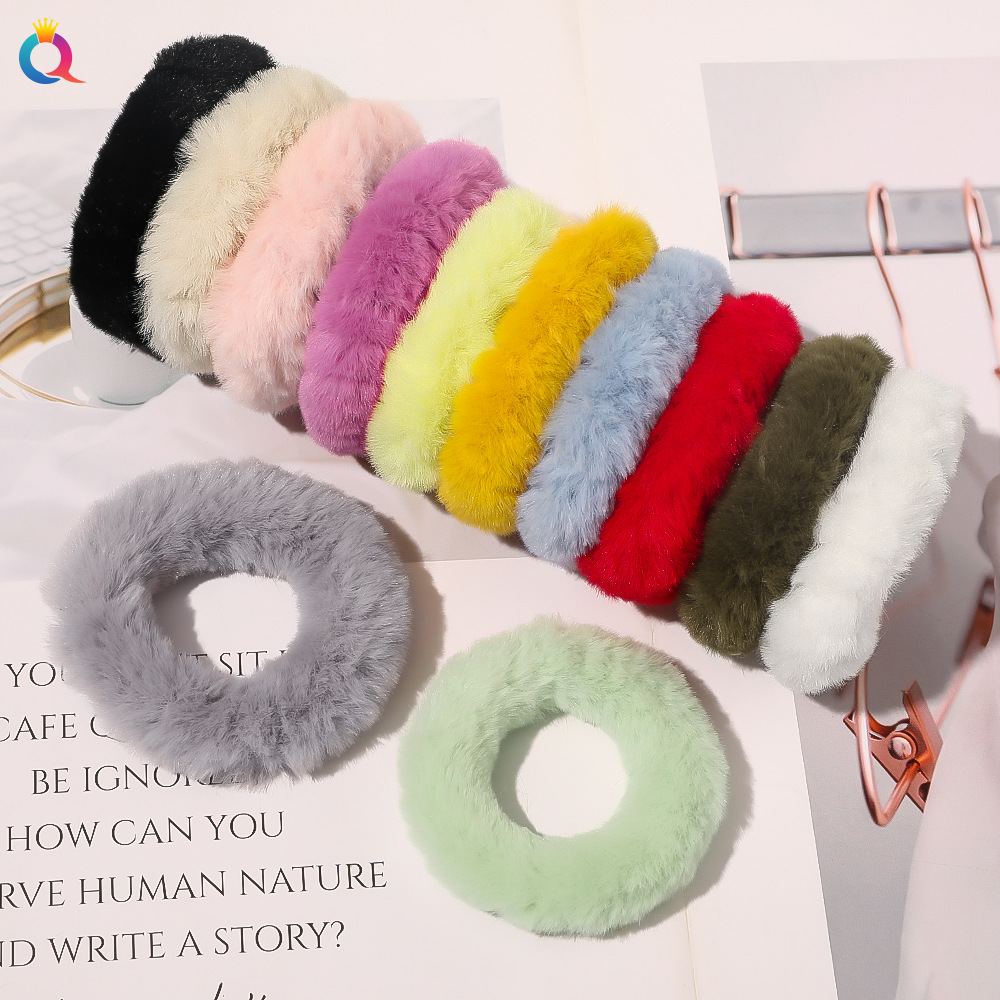 Qiyue's new autumn and winter collection features candy-colored plush seamless hair ties, sweet forest-style large intestine hair bands, and large intestine hair band accessories full figure