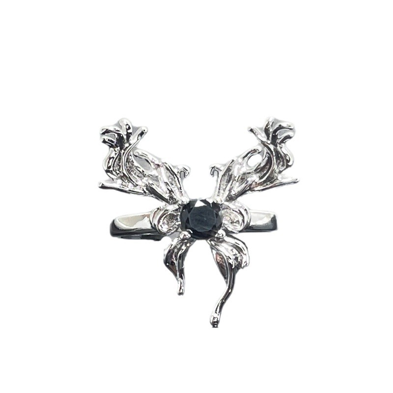 A cold and trendy butterfly opening ring for women on Instagram, with a unique and niche design sense and a punk index finger ring Item Picture