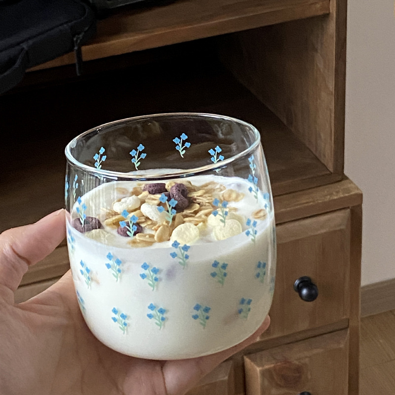 Fresh and clean ins ice blue small floral glass cup, niche retro flower high borosilicate milk cup, water cup, heat-resistant details Picture