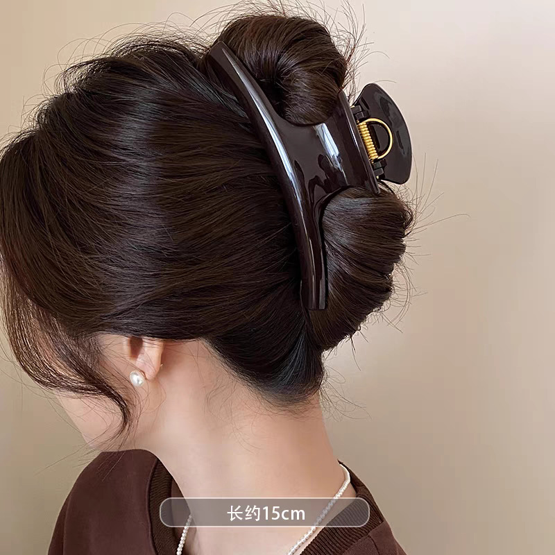 A new French retro acetate hairpin, a stylish shark clip, a niche and high-end leopard print hair clip, and an acetate hairpin details Picture