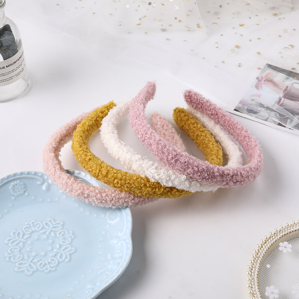 Qiyue European and American Autumn and Winter New candy-colored Teddy curly Lamb hair band Simple plastic headband hair accessory B131 details Picture