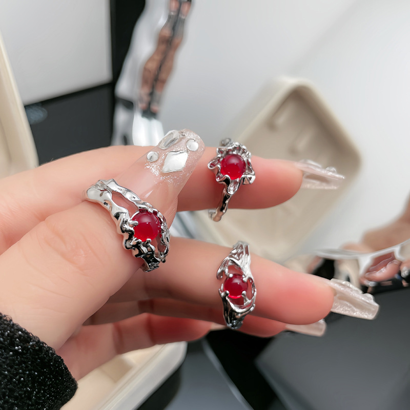Dark style redstone open ring, women's texture pleated, fashionable, individual and niche design, European and American punk couple rings details Picture
