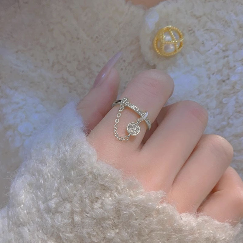 New design sense, light luxury zircon, Japanese and Korean style, versatile open ring, high-end, niche, ins simple index finger ring Application Scenario