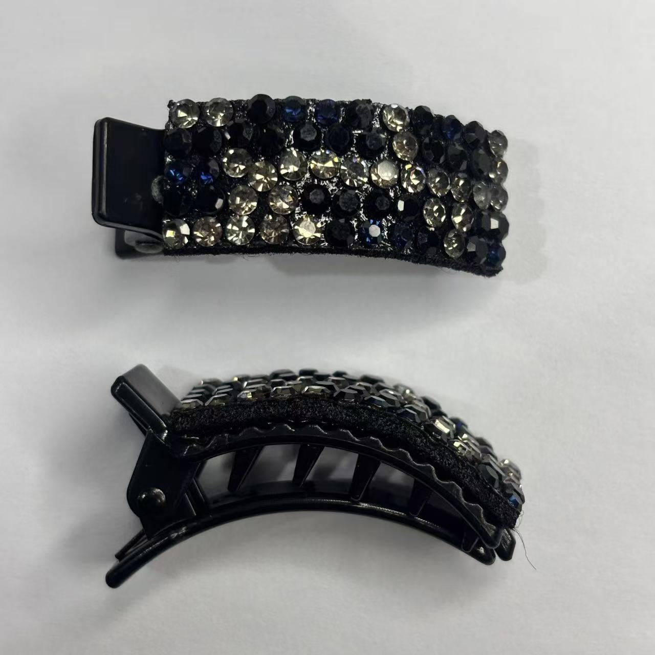 Korean-style sparkling diamond hair clips, high-end and exquisite girl's forehead bangs clips, back of the head hair clips, hair clips Application Scenario