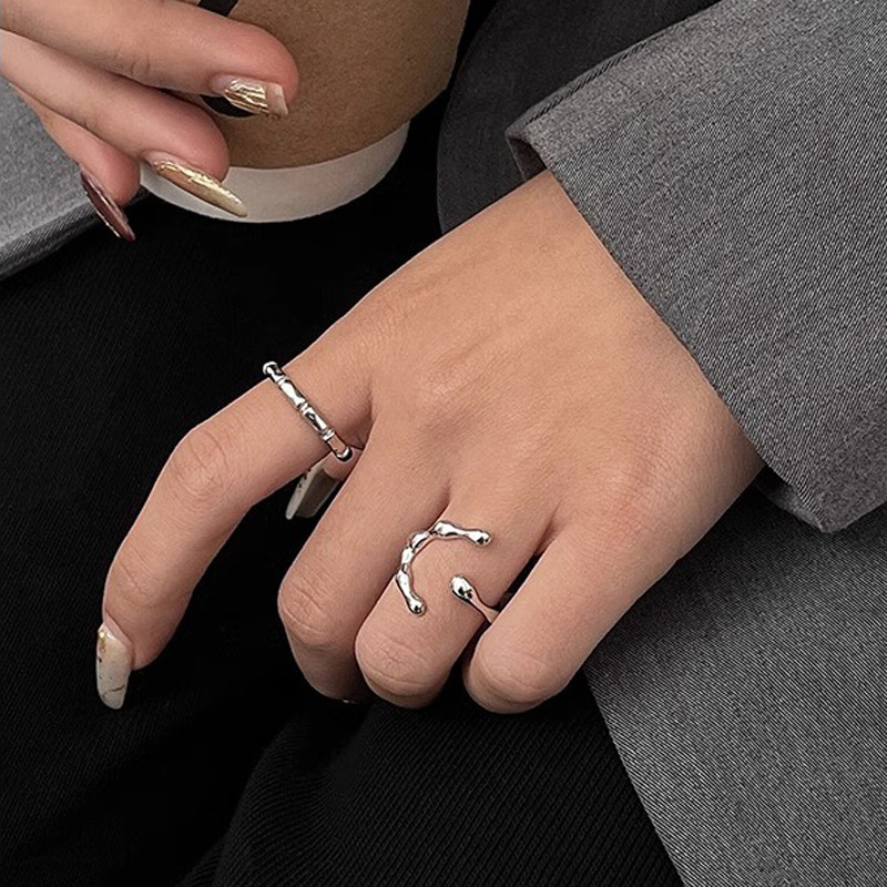 Simple and individual geometric bamboo joint opening ring, a niche design for women, with a sense of high-end luxury, trendy and popular Korean ring Application Scenario