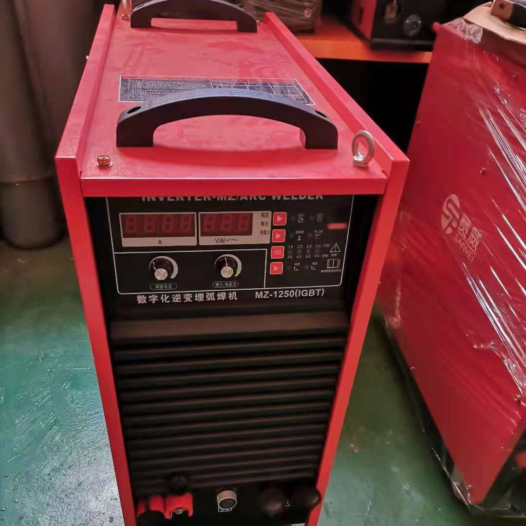 The Belt straight seam automatic submerged arc welding machine MZ-1250 includes an automatic walking trolley heavy industry electroslag welding machine Application Scenario